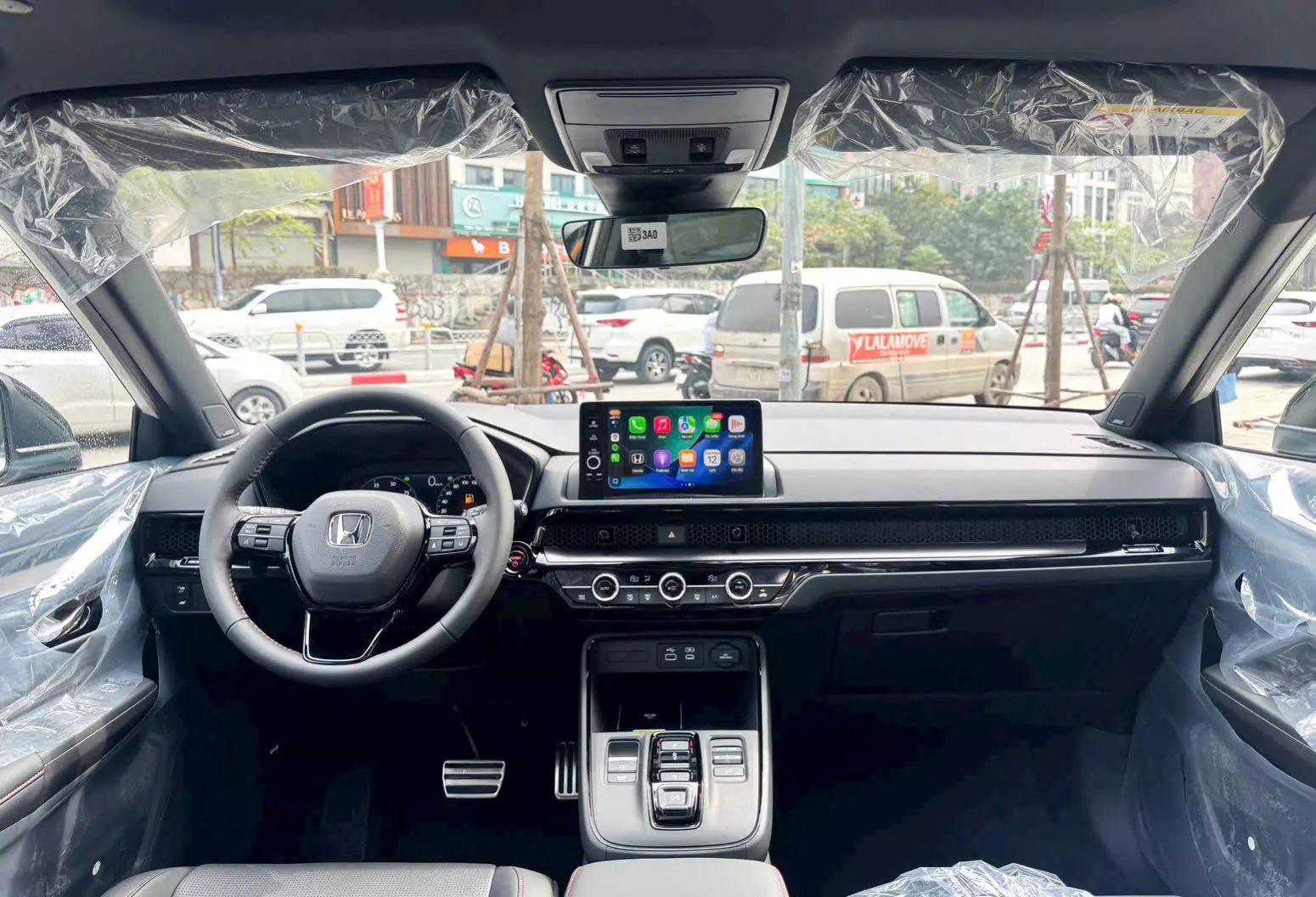 Khoang lái Honda CR-V Hybrid 2026 eHEV hiện đại